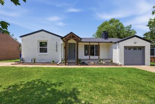 1220 S Delaware Place, Tulsa, OK 74104