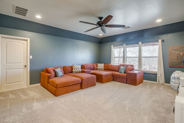 43 Crown Road, Willow Park, TX 76087