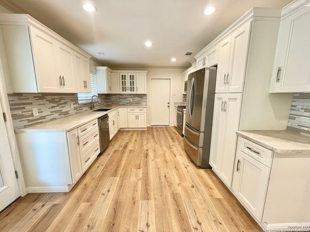 2612 WORLDLAND DR, San Antonio, TX 78217