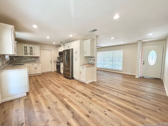 2612 WORLDLAND DR, San Antonio, TX 78217