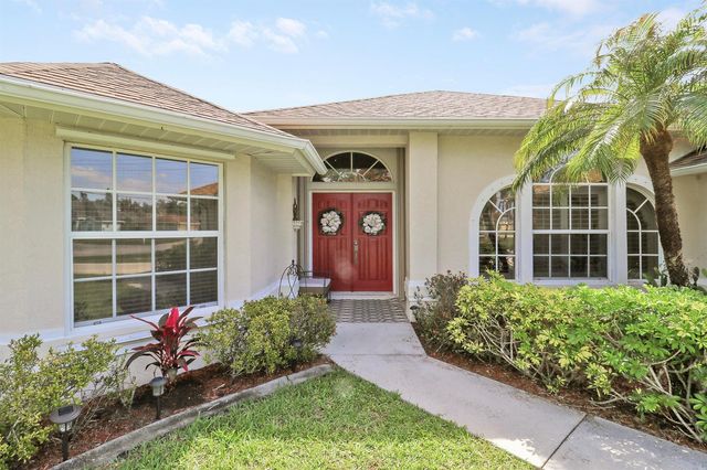 1991 SE Manth Lane, Port St. Lucie, FL 34983