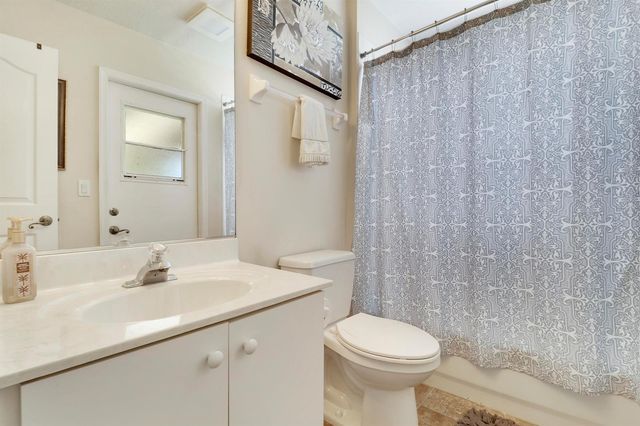 1991 SE Manth Lane, Port St. Lucie, FL 34983