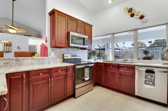 1991 SE Manth Lane, Port St. Lucie, FL 34983