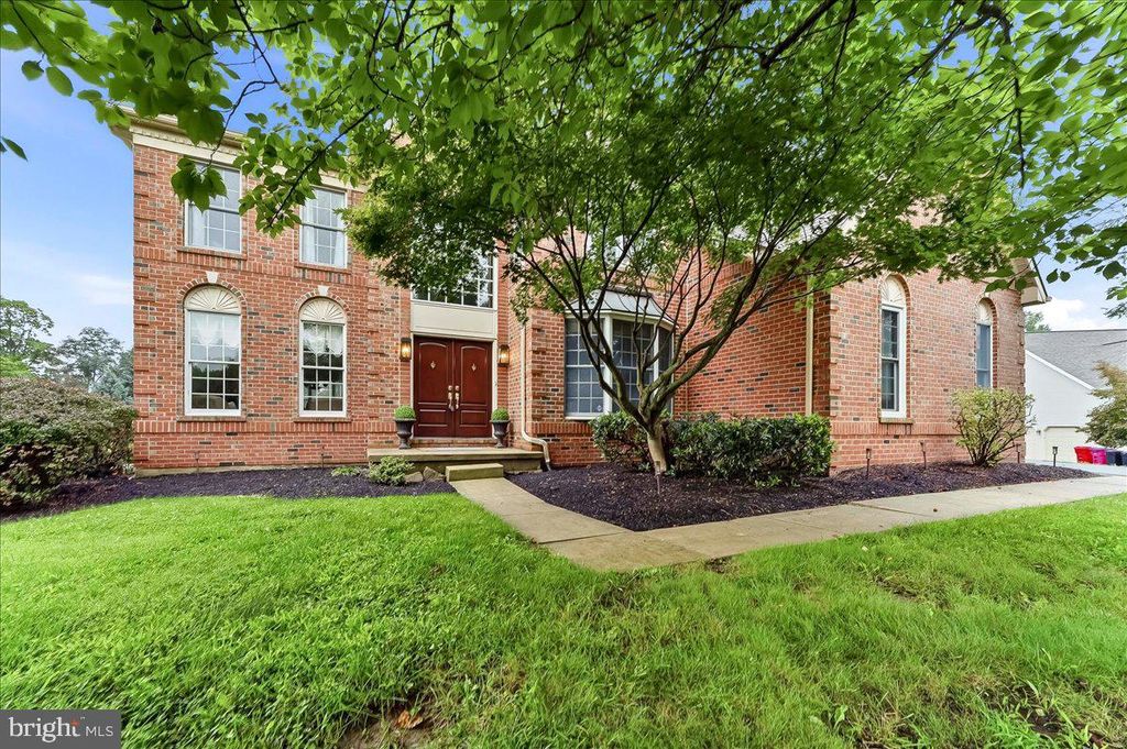 1104 GOSHAWK CIR, AUDUBON, PA 19403 — photo 2