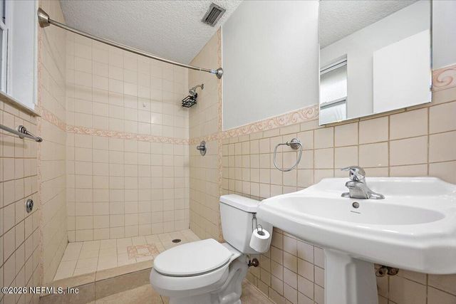 8948 SANDUSKY Avenue S, Jacksonville, FL 32216