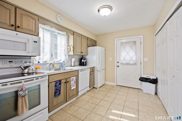18 Fern Street, Naugatuck, CT 06770