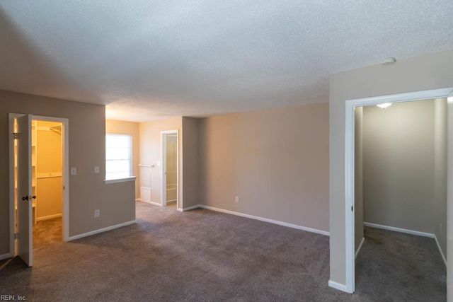 616 Ridge CIR, Chesapeake, VA 23320