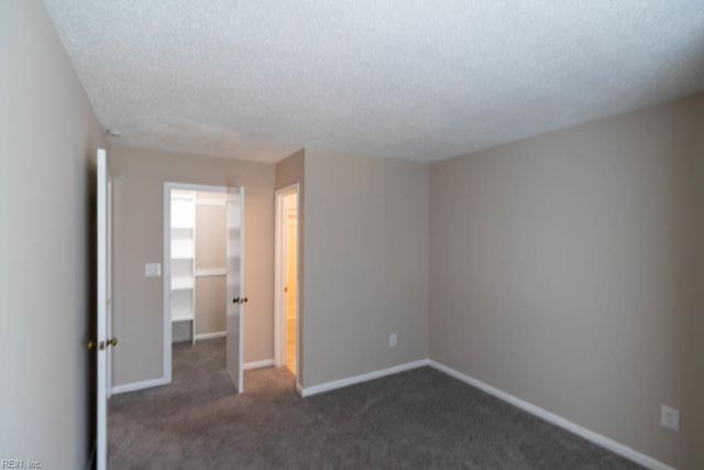 616 Ridge CIR, Chesapeake, VA 23320