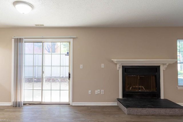 616 Ridge CIR, Chesapeake, VA 23320