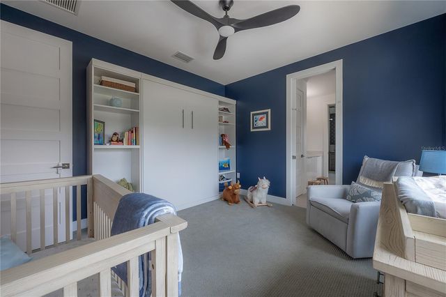 4207 W JETTON AVENUE, Tampa, FL 33629