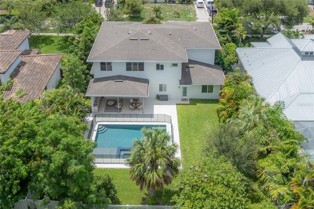 4207 W JETTON AVENUE, Tampa, FL 33629
