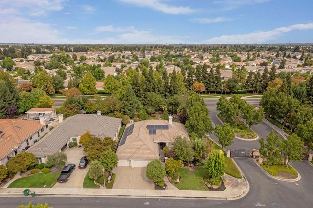 5409 Pasadena Dr, Stockton, CA 95219