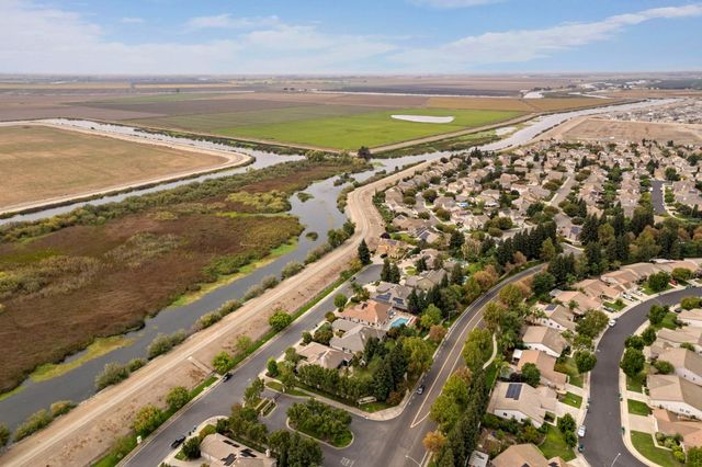 5409 Pasadena Dr, Stockton, CA 95219