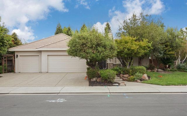 5409 Pasadena Dr, Stockton, CA 95219