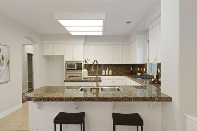 5409 Pasadena Dr, Stockton, CA 95219