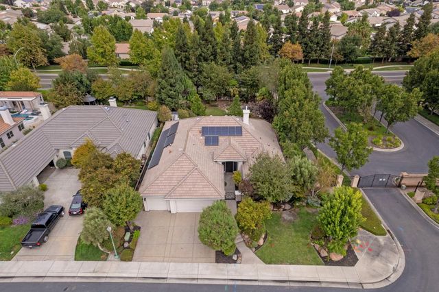 5409 Pasadena Dr, Stockton, CA 95219