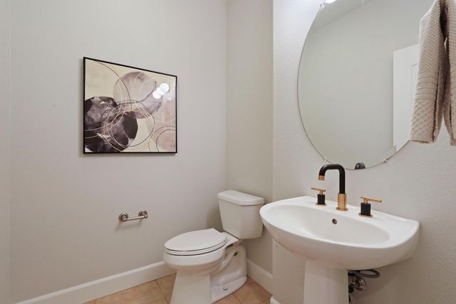 5409 Pasadena Dr, Stockton, CA 95219