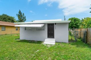 137 SW 9th Avenue, Delray Beach, FL 33444