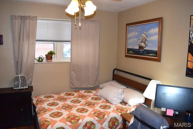 23 Meadowlark Court, Granite City, IL 62040