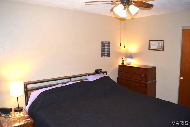 23 Meadowlark Court, Granite City, IL 62040