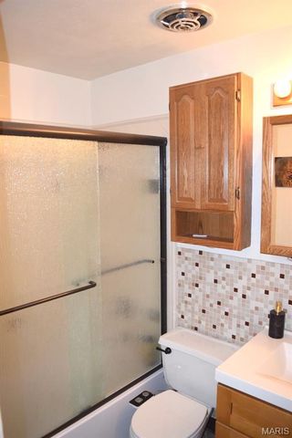 23 Meadowlark Court, Granite City, IL 62040