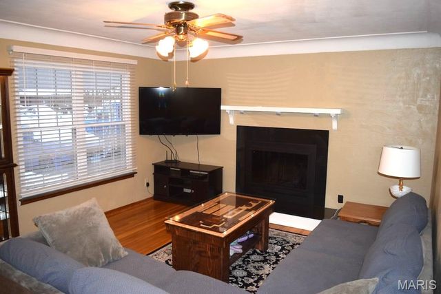 23 Meadowlark Court, Granite City, IL 62040