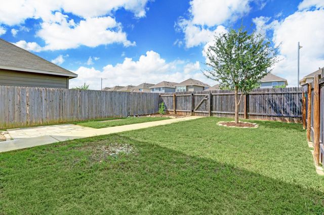 4616 Esper LN 338, Austin, TX 78725