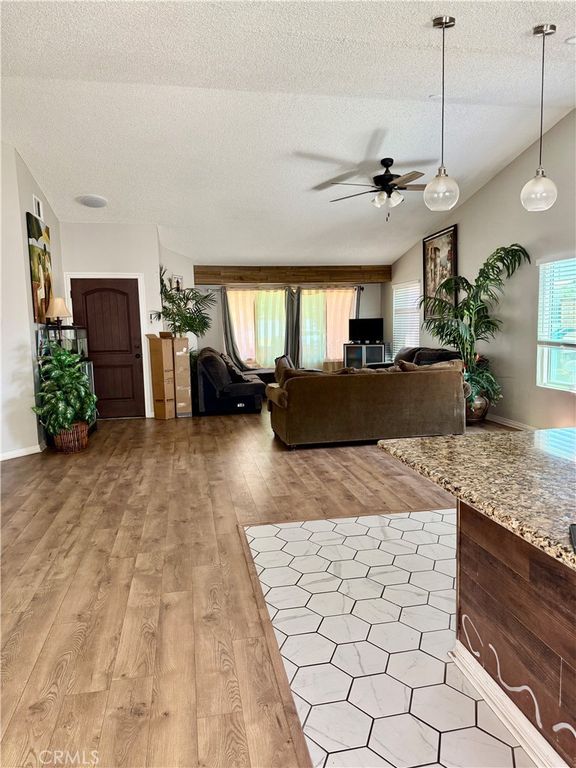 Image 6 of property listing at 38229 Mentor Court, Palmdale, CA 93550