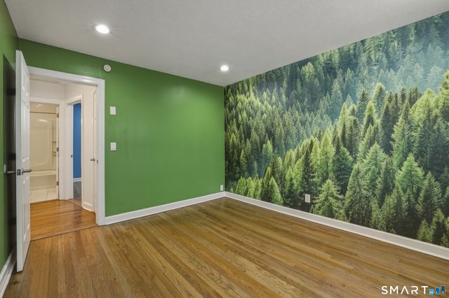 28 Garden Drive APT J, Manchester, CT 06040