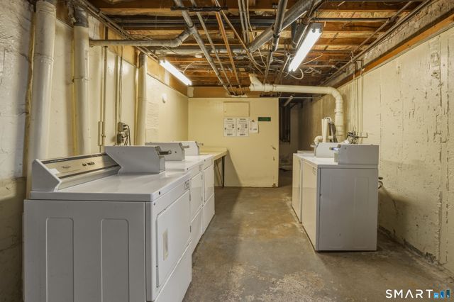 28 Garden Drive APT J, Manchester, CT 06040