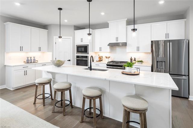 219 Woodcreek RD, Williamsburg, VA 23185