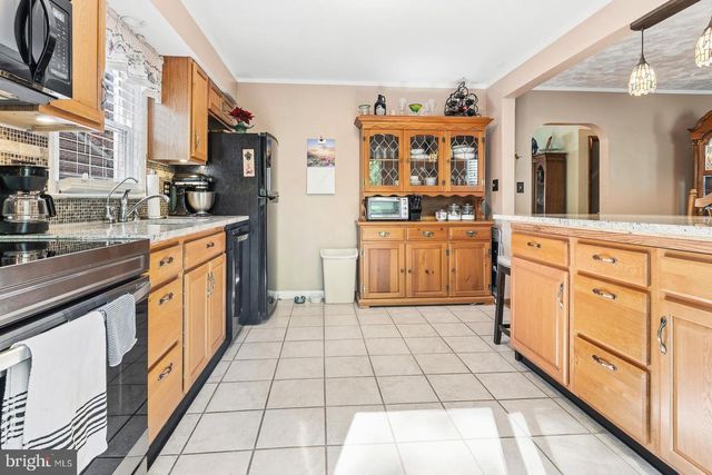 7935 BEVERLY AVE, Baltimore, MD 21234
