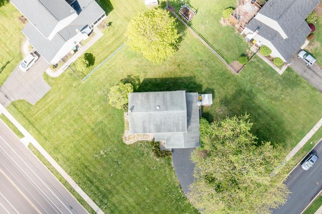 800 MAXWELL PL, Lansdale, PA 19446