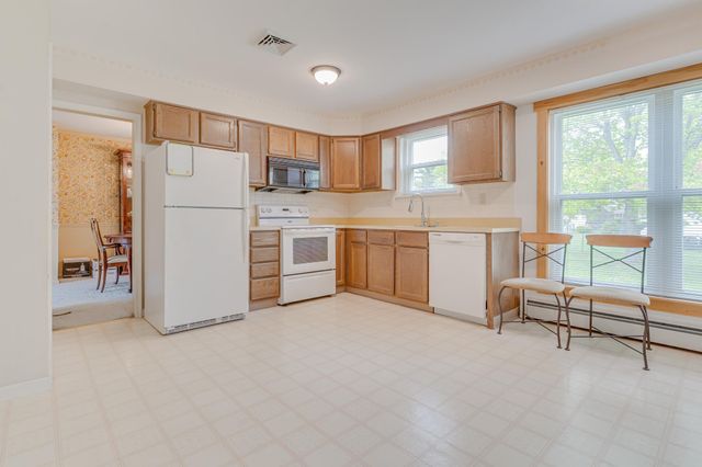 800 MAXWELL PL, Lansdale, PA 19446
