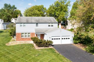800 MAXWELL PL, Lansdale, PA 19446