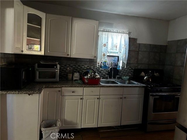 1328 Vine Street, San Bernardino, CA 92411