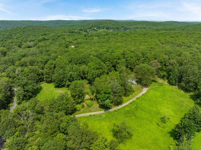 25 Mountain Lake Road, Warren, CT 06777