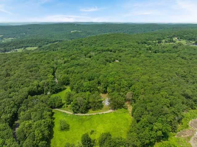 25 Mountain Lake Road, Warren, CT 06777