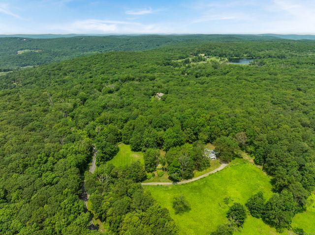 25 Mountain Lake Road, Warren, CT 06777