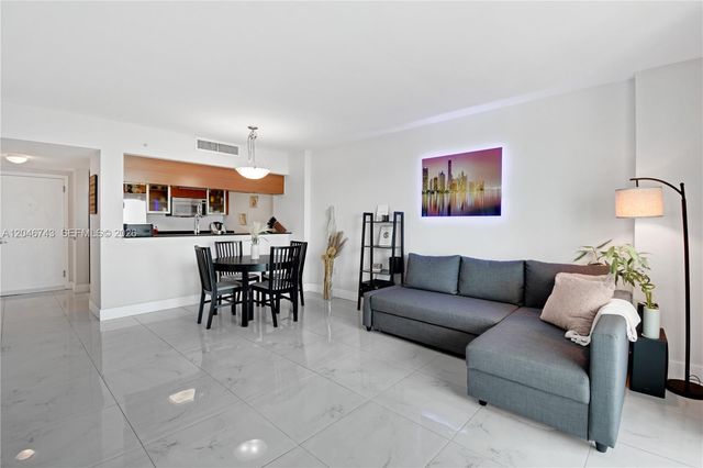 1800 N Bayshore Drive 4106, Miami, FL 33132