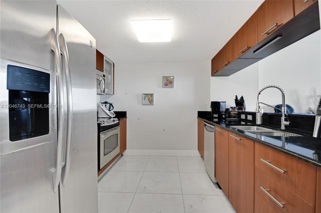 1800 N Bayshore Drive 4106, Miami, FL 33132