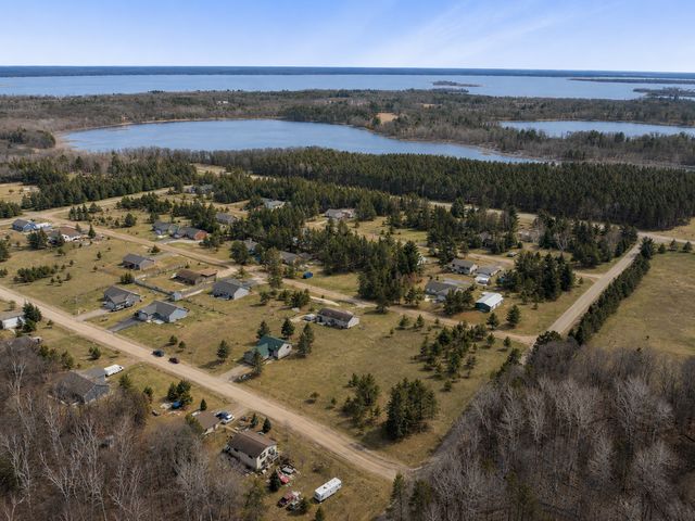 9057 3rd Avenue, Breezy Point, MN 56472