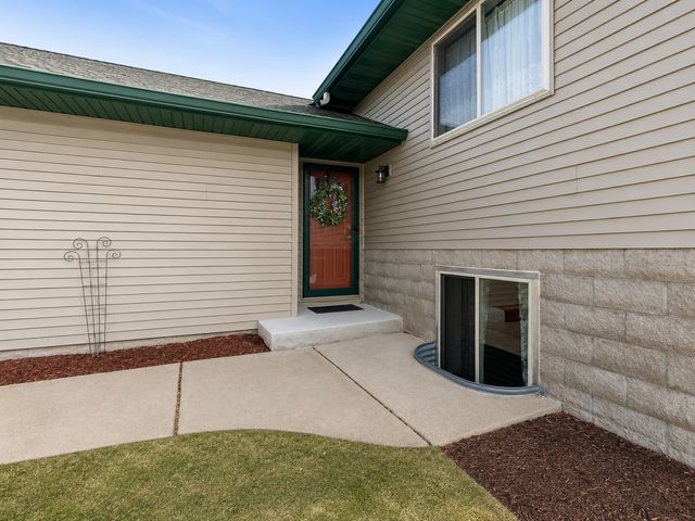 9057 3rd Avenue, Breezy Point, MN 56472