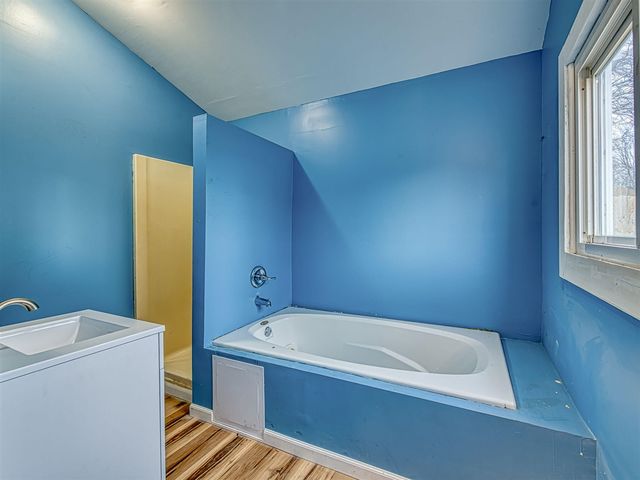 439 E Monroe Street, Dundee, MI 48131