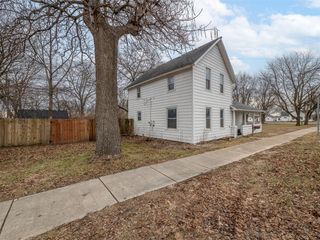 439 E Monroe Street, Dundee, MI 48131