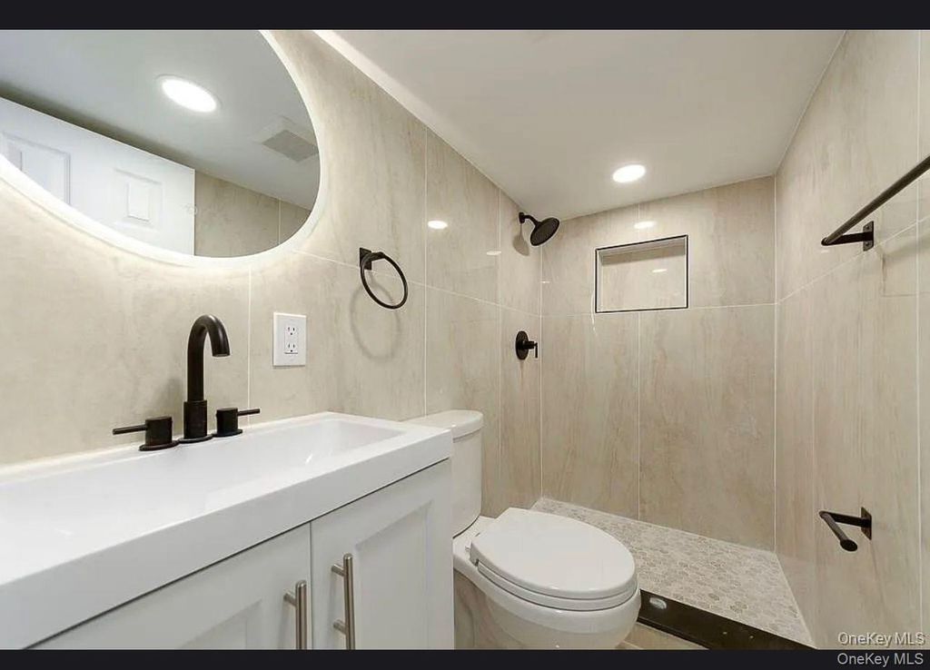 109-16 221st Street, Queens Village, NY 11429 — photo 3