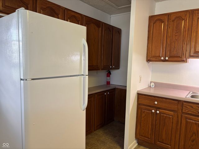 511 Eberhart Drive, Shelbyville, IN 46176