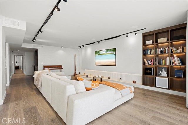 535 Ocean Avenue 6A, Santa Monica, CA 90402