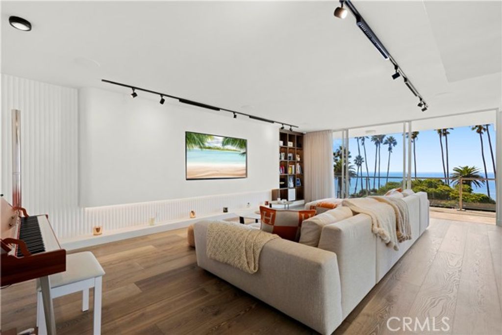 535 Ocean Avenue 6A, Santa Monica, CA 90402