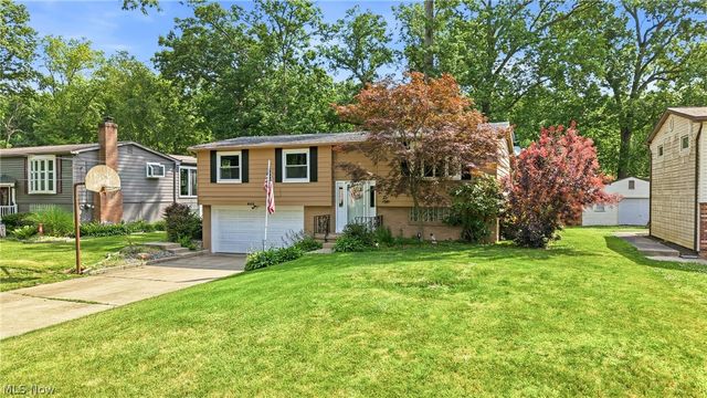 805 Trumbull Drive, Niles, OH 44446